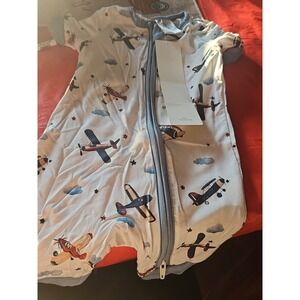 Bamboo Zippy Shorty White Blue Airplane  6 To 9 Months Double Zipper